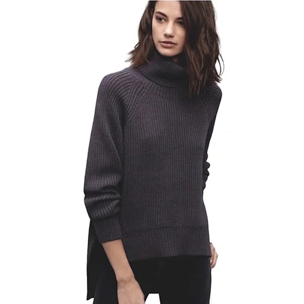Aritzia Wilfred Free Lin Sweater 100% Merino Wool Navy Sz XS Made in Italy - Picture 4 of 9